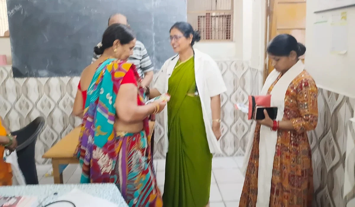 निशुल्क स्वास्थ्य परीक्षण 1 May dr poonam