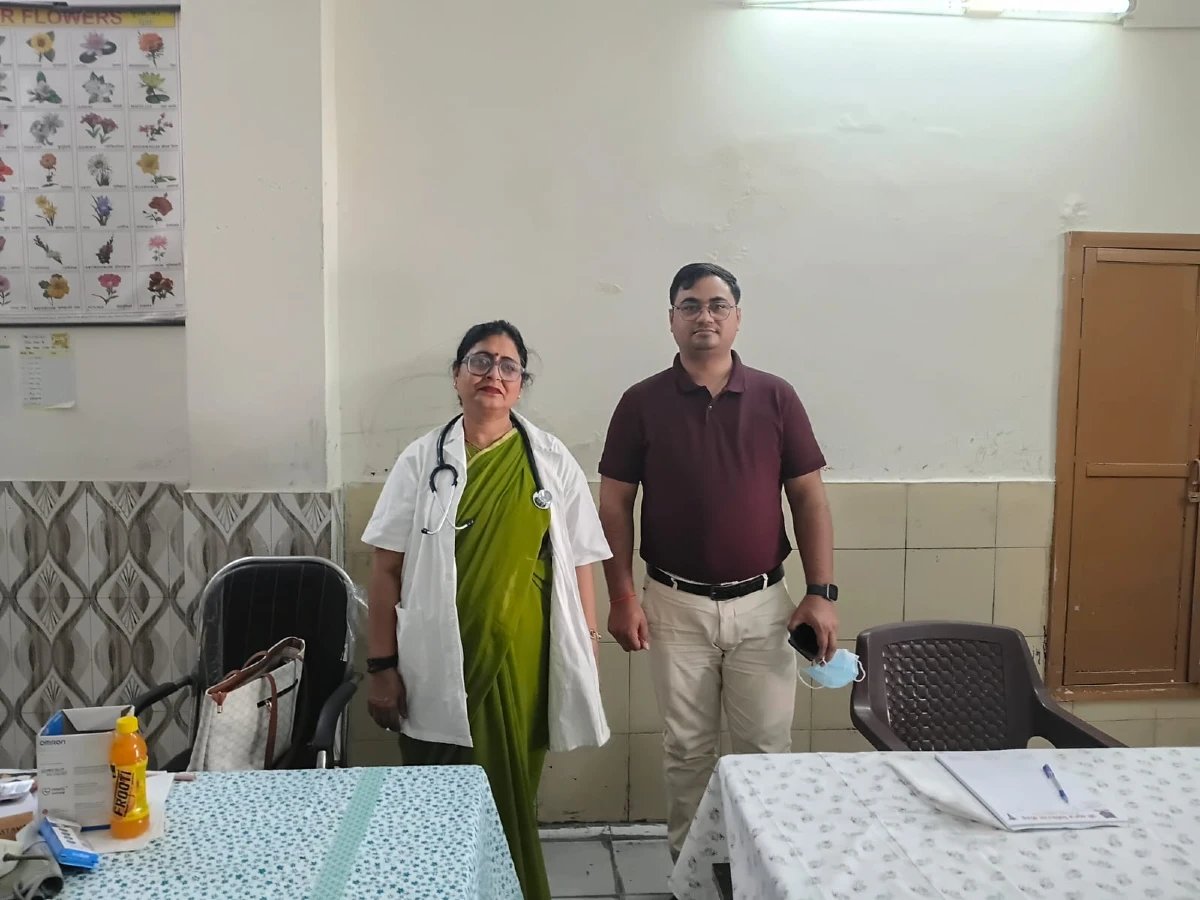 निशुल्क स्वास्थ्य परीक्षण 1 May dr poonam team